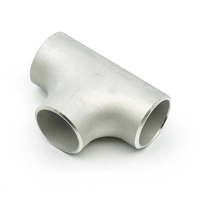 Industrial t-pieces welded according ASTM